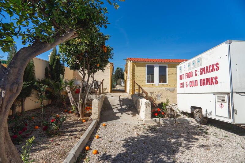 6 Cuarto Casa de Campo en venta