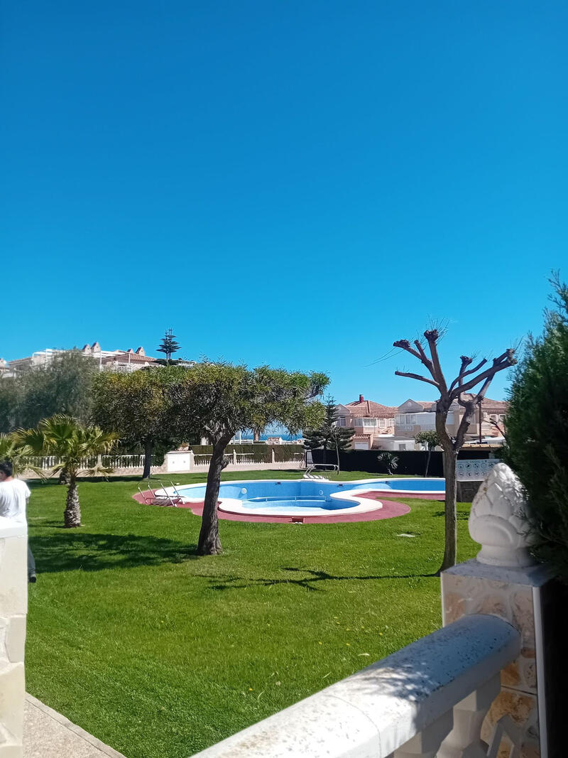 Townhouse for sale in La Mata, Alicante