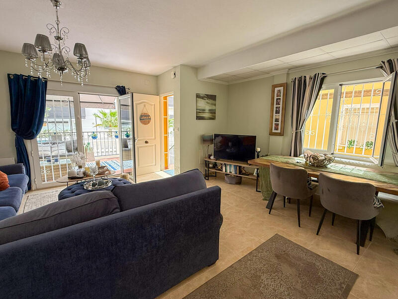 3 спальная комната вилла продается