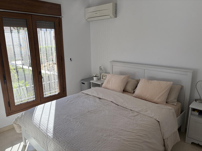 2 Cuarto Adosado en venta