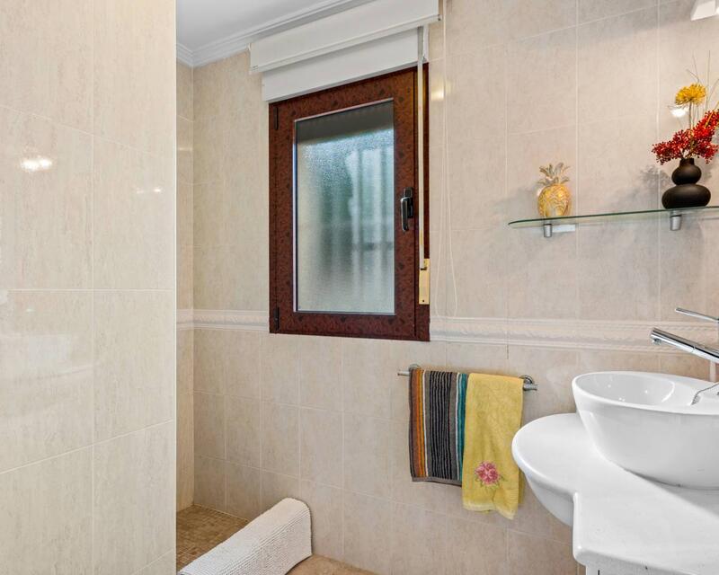 5 slaapkamer Villa Te koop 5 slaapkamer Villa Te koop