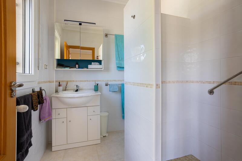 4 bedroom Country House for sale 4 bedroom Country House for sale