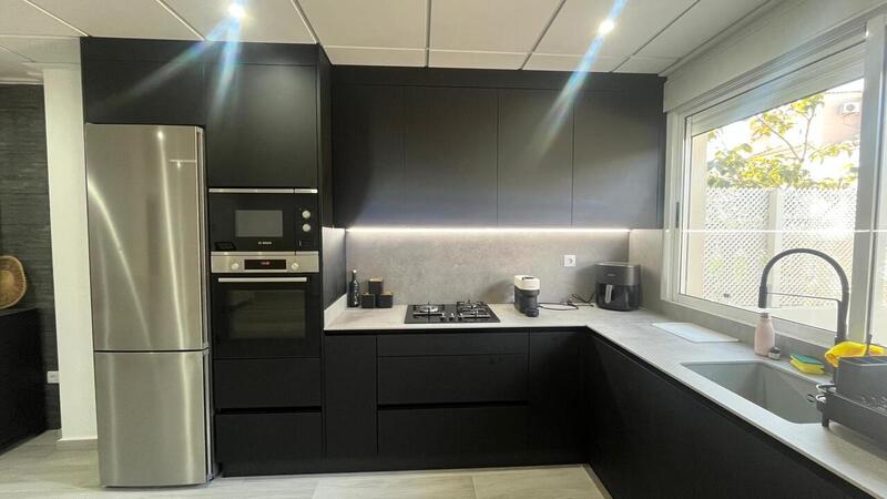 5 Schlafzimmer Stadthaus zu verkaufen