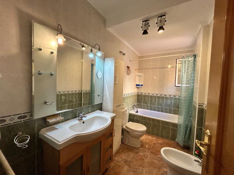 3 bedroom Apartment for sale 3 bedroom Apartment for sale