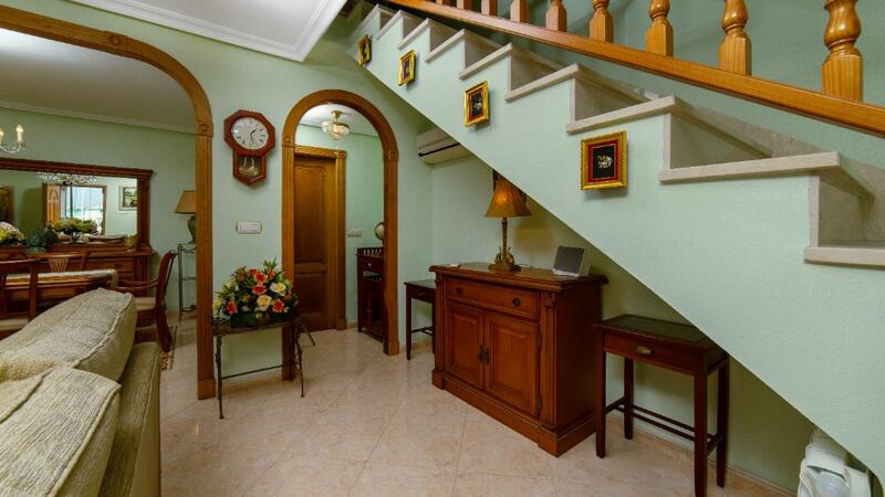 2 Schlafzimmer Villa zu verkaufen