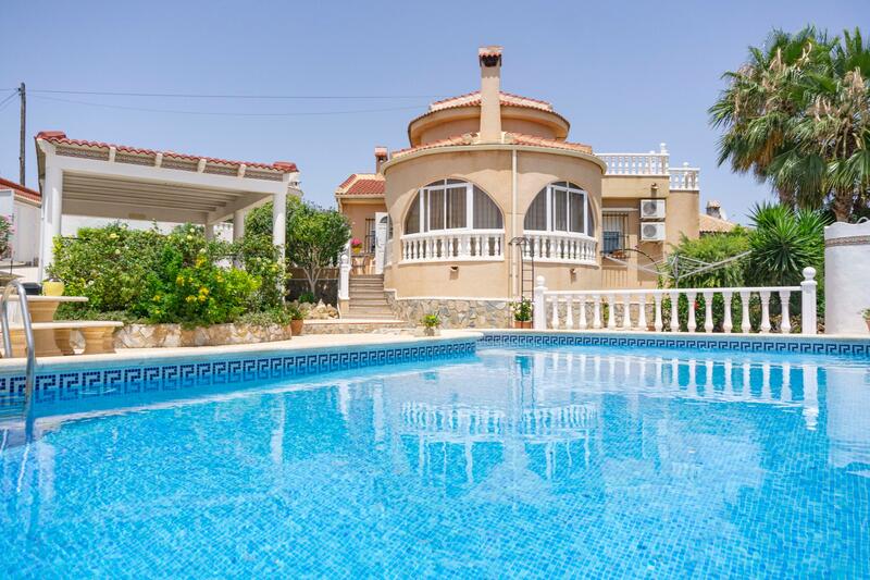 Villa till salu i Ciudad Quesada, Alicante