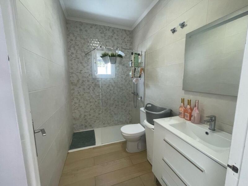 5 bedroom Villa for sale