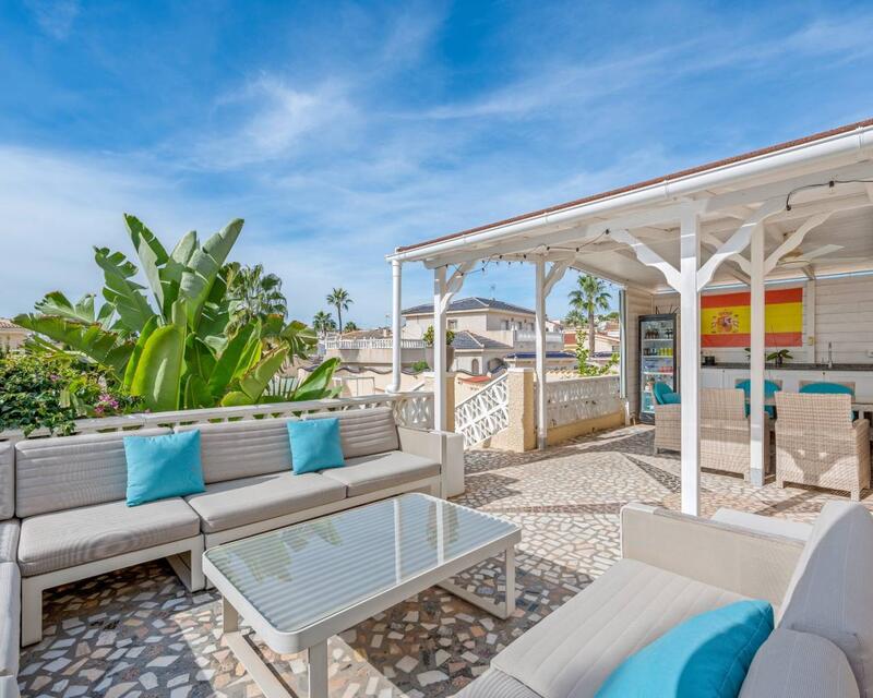 5 bedroom Villa for sale