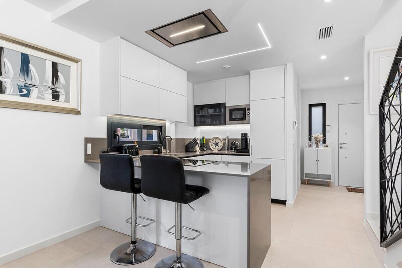 4 soverom Villa til salgs 4 soverom Villa til salgs