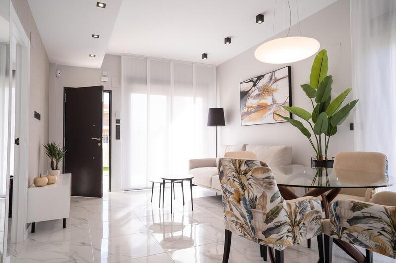 3 slaapkamer Appartement Te koop 3 slaapkamer Appartement Te koop