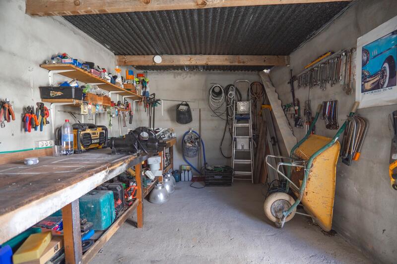 6 Schlafzimmer Landhaus zu verkaufen