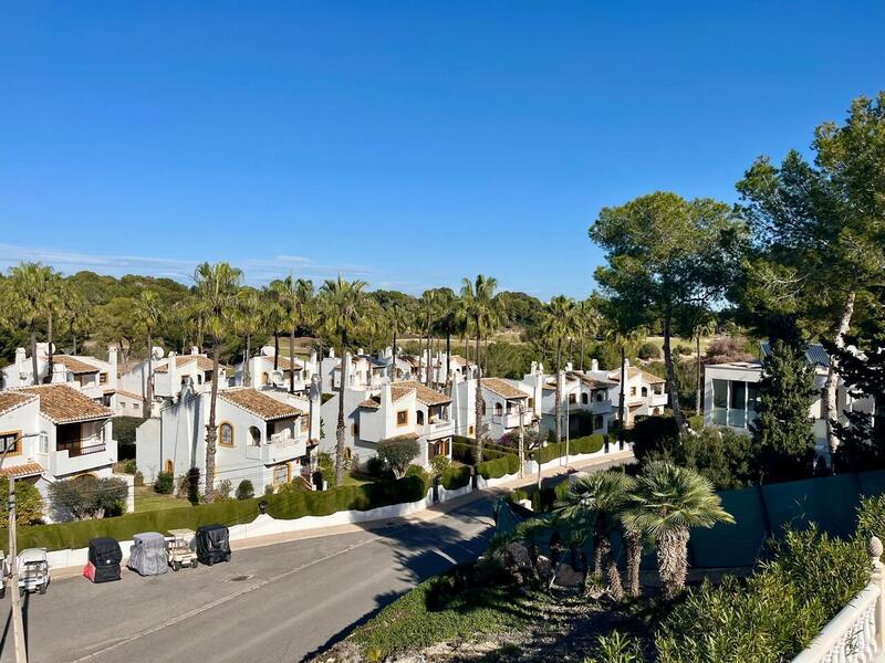 4 Cuarto Villa en venta