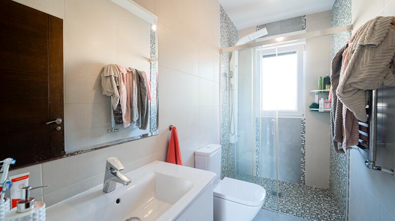 4 soverom Villa til salgs 4 soverom Villa til salgs