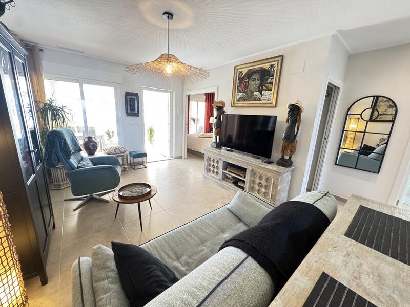 2 slaapkamer Appartement Te koop 2 slaapkamer Appartement Te koop