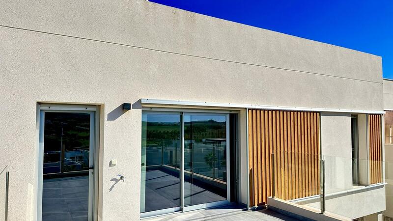 4 soverom Villa til salgs 4 soverom Villa til salgs