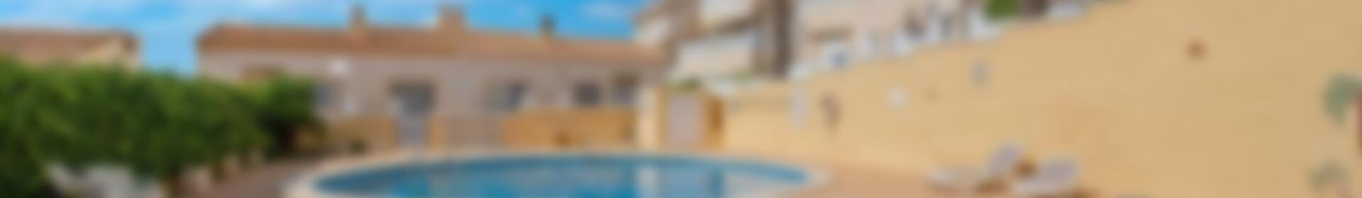 2 bedroom Townhouse for sale