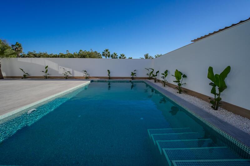 4 Cuarto Villa en venta