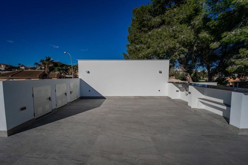 4 Cuarto Villa en venta