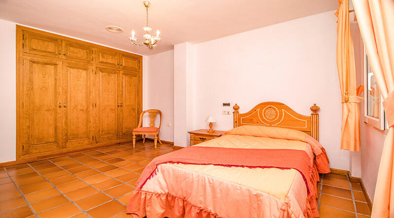 4 slaapkamer Villa Te koop