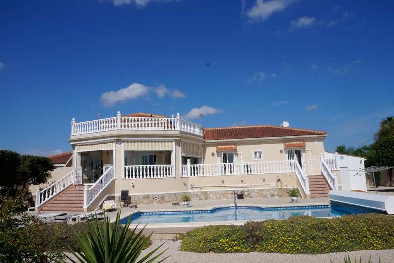 4 soverom Herregård til salgs