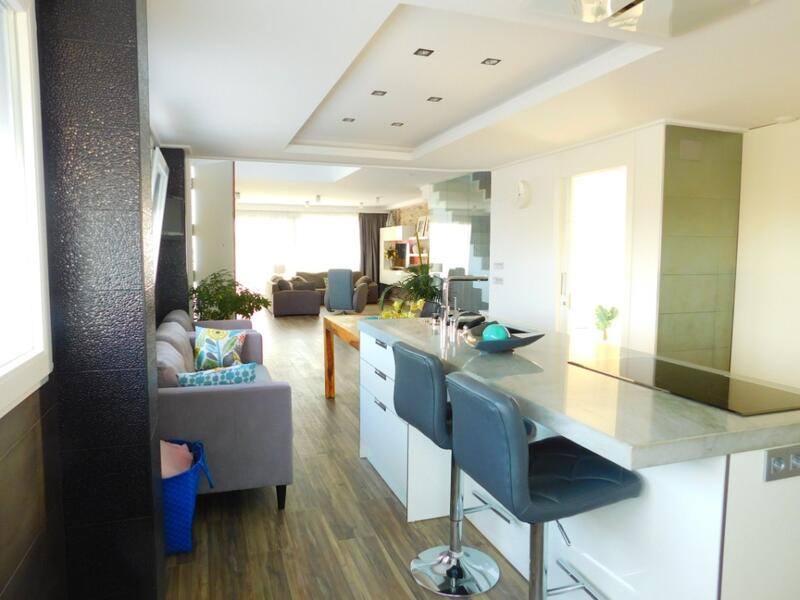 3 slaapkamer Villa Te koop 3 slaapkamer Villa Te koop