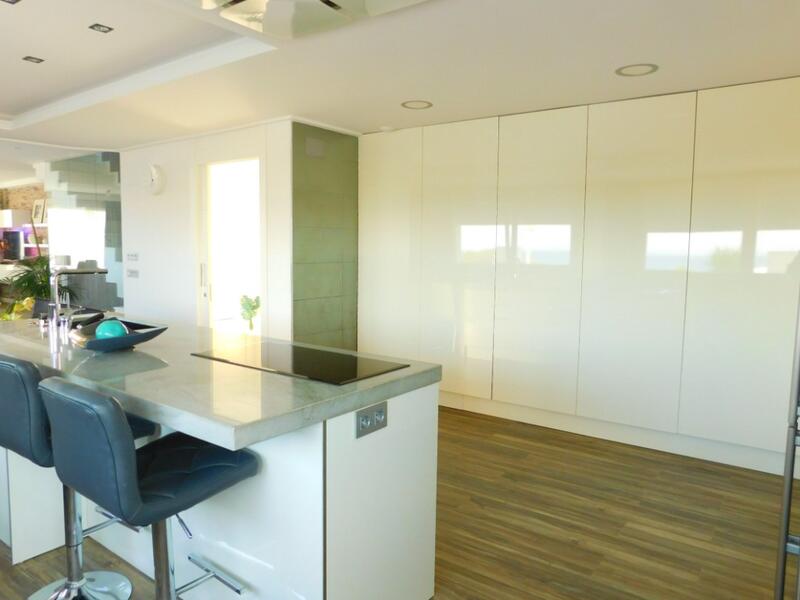 3 slaapkamer Villa Te koop 3 slaapkamer Villa Te koop