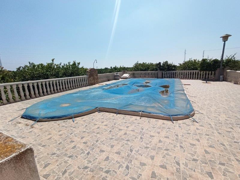 6 bedroom Country House for sale