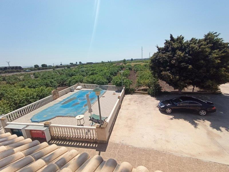 6 bedroom Country House for sale