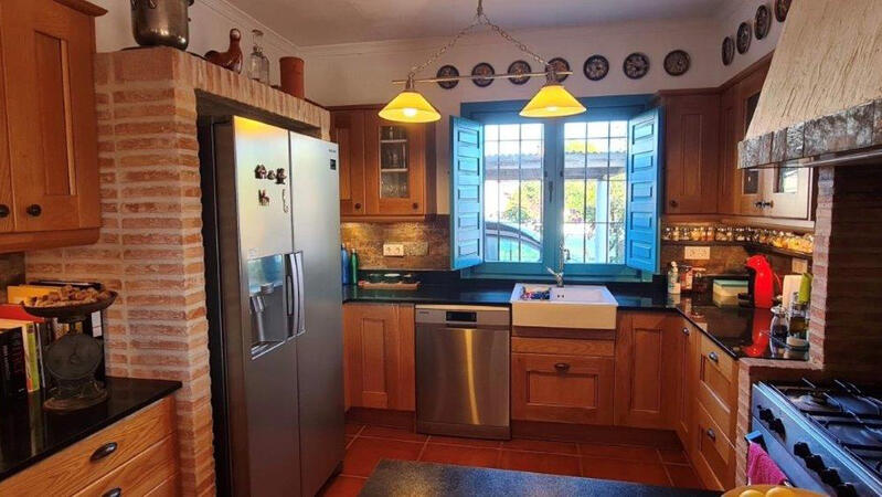 2 bedroom Country House for sale 2 bedroom Country House for sale