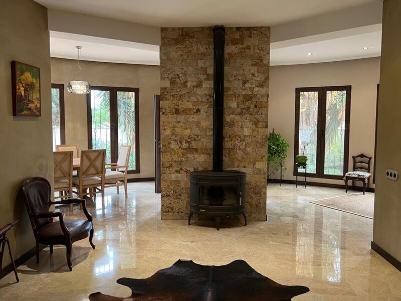 6 bedroom Villa for sale 6 bedroom Villa for sale