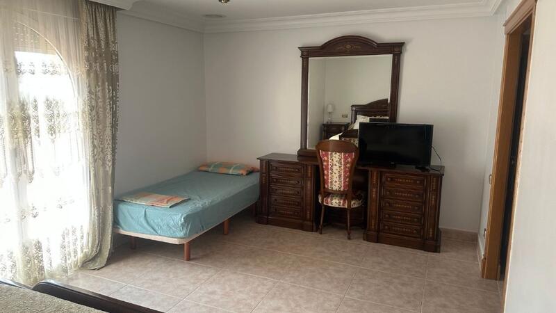 7 bedroom Villa for sale