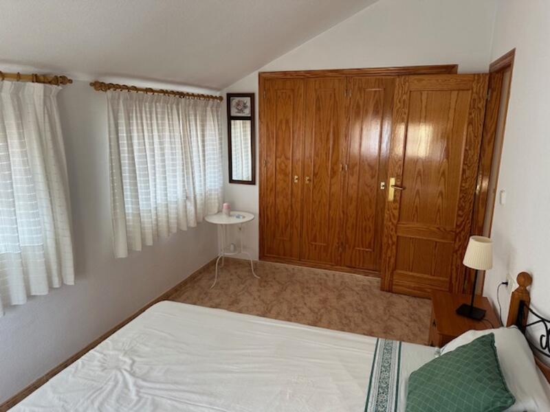 3 slaapkamer Gezinswoning Te koop