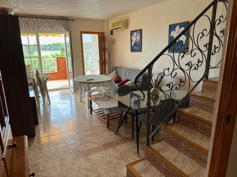 3 slaapkamer Gezinswoning Te koop