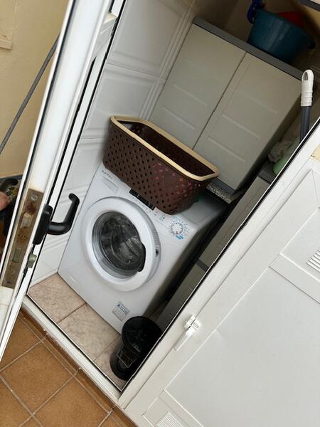 3 slaapkamer Gezinswoning Te koop