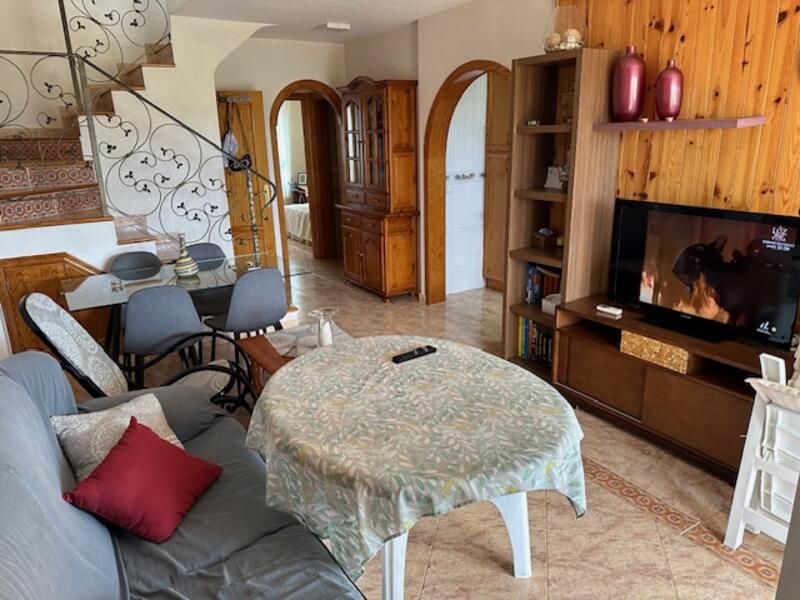 3 slaapkamer Gezinswoning Te koop