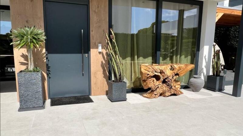 3 bedroom Villa for sale 3 bedroom Villa for sale