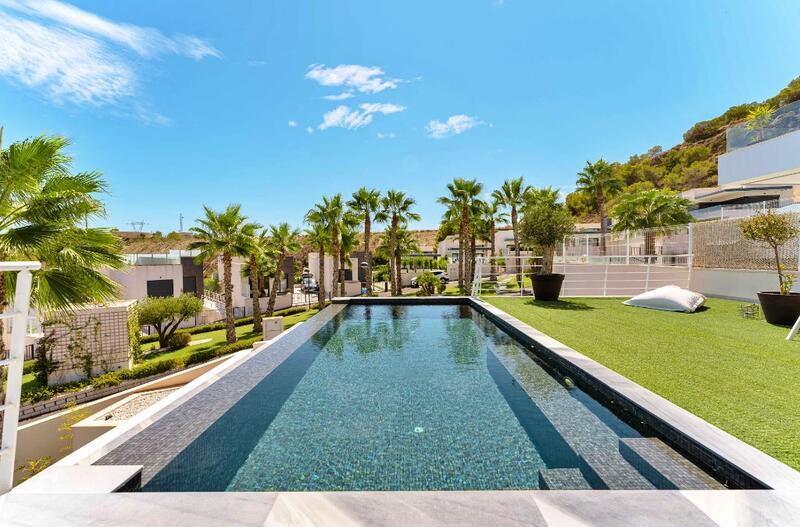 5 bedroom Villa for sale 5 bedroom Villa for sale