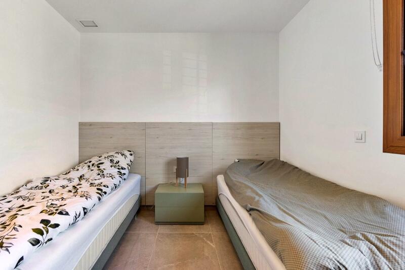 3 спальная комната квартира продается