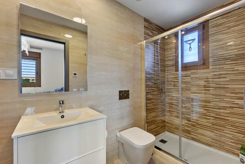 3 спальная комната квартира продается