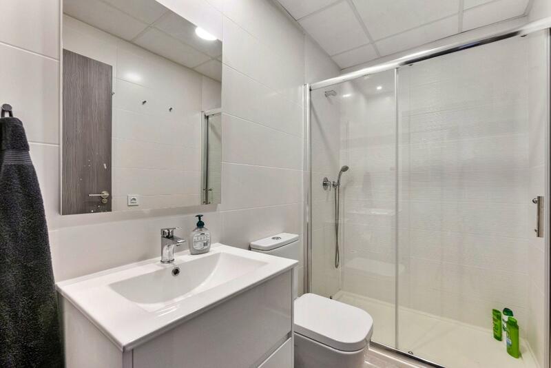 3 спальная комната квартира продается