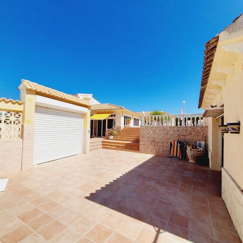 4 soverom Villa til salgs