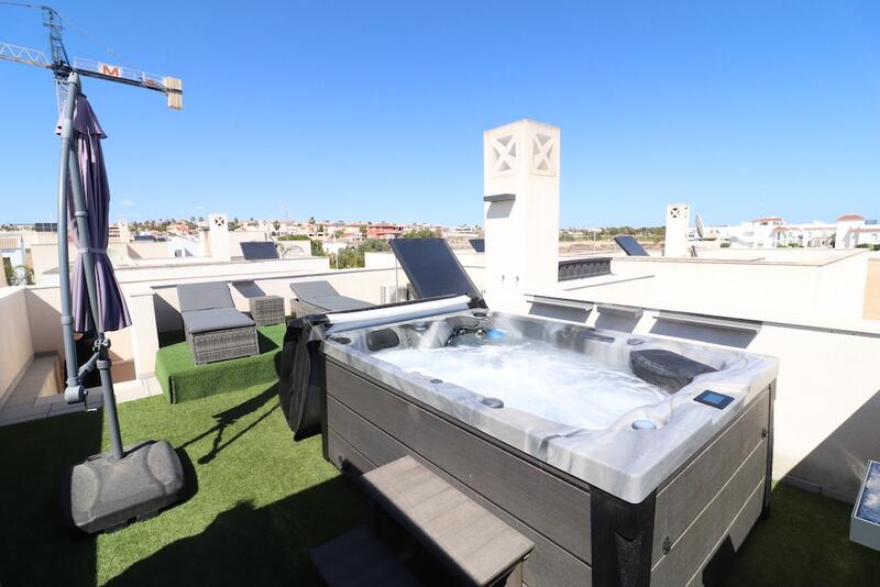 2 Schlafzimmer Villa zu verkaufen 2 Schlafzimmer Villa zu verkaufen