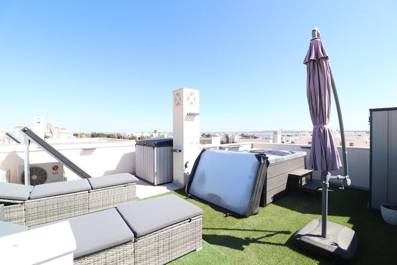 2 Schlafzimmer Villa zu verkaufen 2 Schlafzimmer Villa zu verkaufen