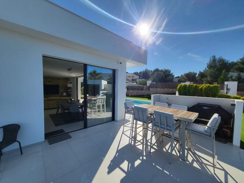 4 bedroom Villa for sale