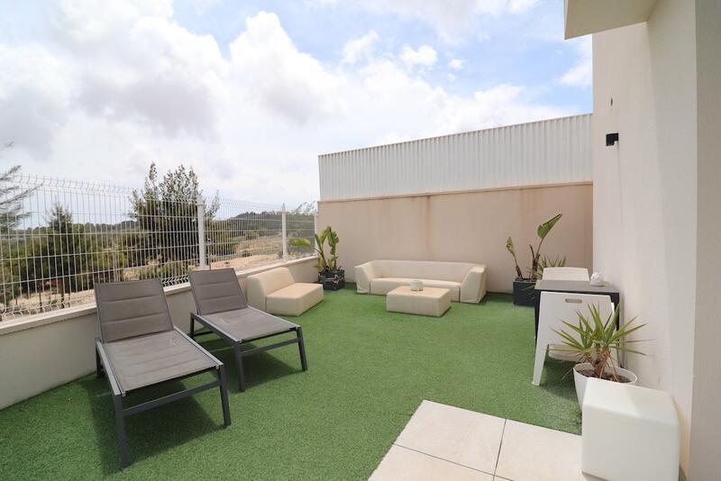 3 Schlafzimmer Villa zu verkaufen 3 Schlafzimmer Villa zu verkaufen