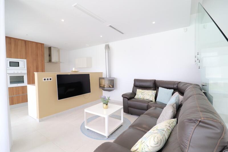 3 Schlafzimmer Villa zu verkaufen 3 Schlafzimmer Villa zu verkaufen