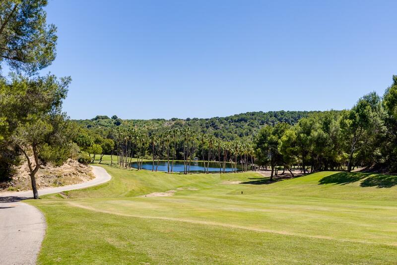 4 bedroom Villa for sale