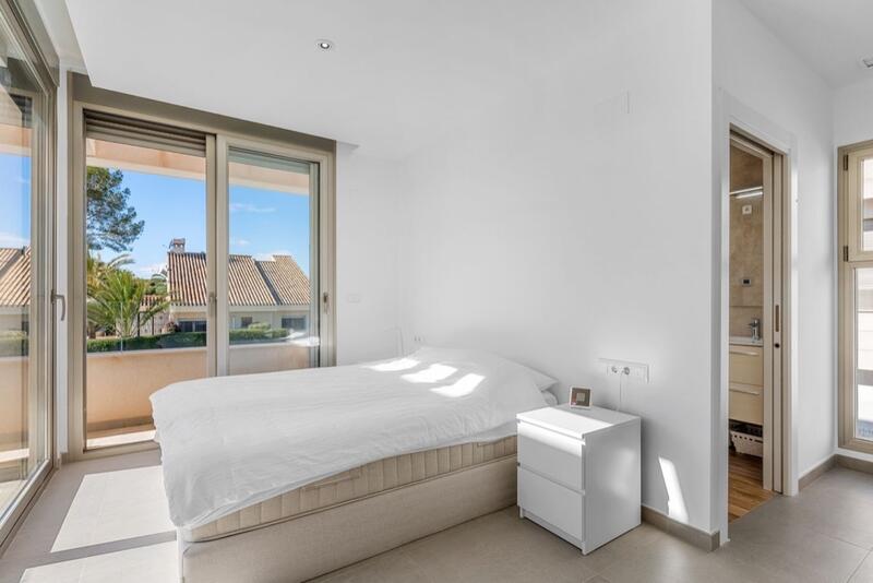 6 bedroom Villa for sale