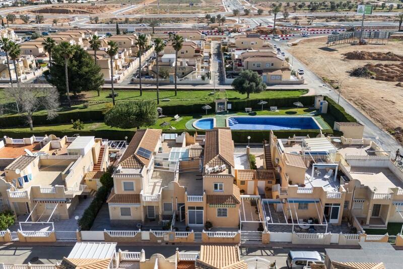 4 bedroom Townhouse for sale 4 bedroom Townhouse for sale