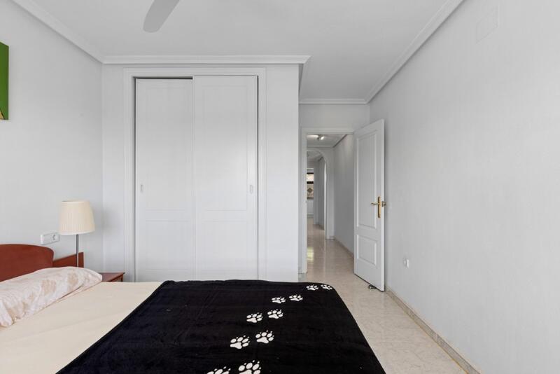 2 slaapkamer Appartement Te koop 2 slaapkamer Appartement Te koop